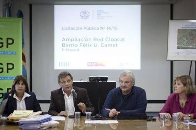 OSSE licit� red cloacal para el barrio 