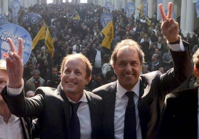 Scioli es el �nico que apoya a Insaurralde dentro del Frente para la Victoria
