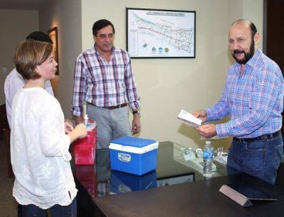 El gobernador Insfr�n lanz� la campa�a antigripal en Formosa