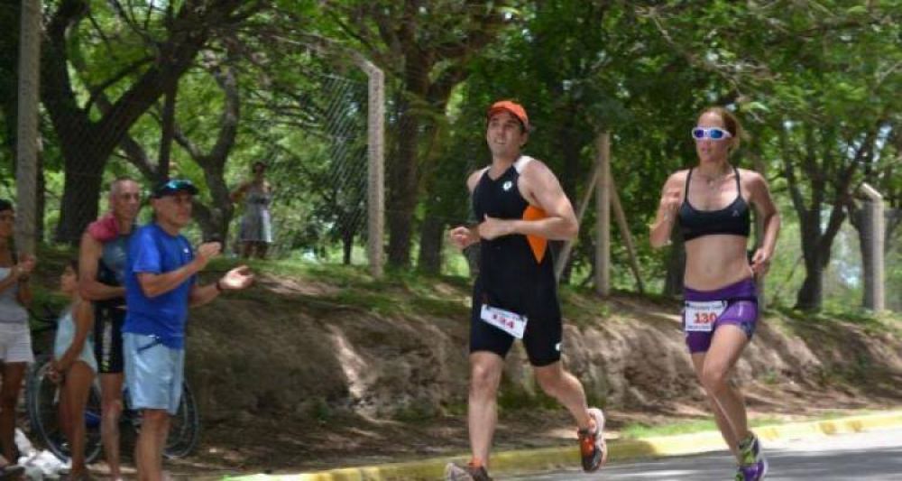 Piden al Ejecutivo que comunique si existe autorizaci�n para realizar eventos deportivos en Vuelta de Obligado