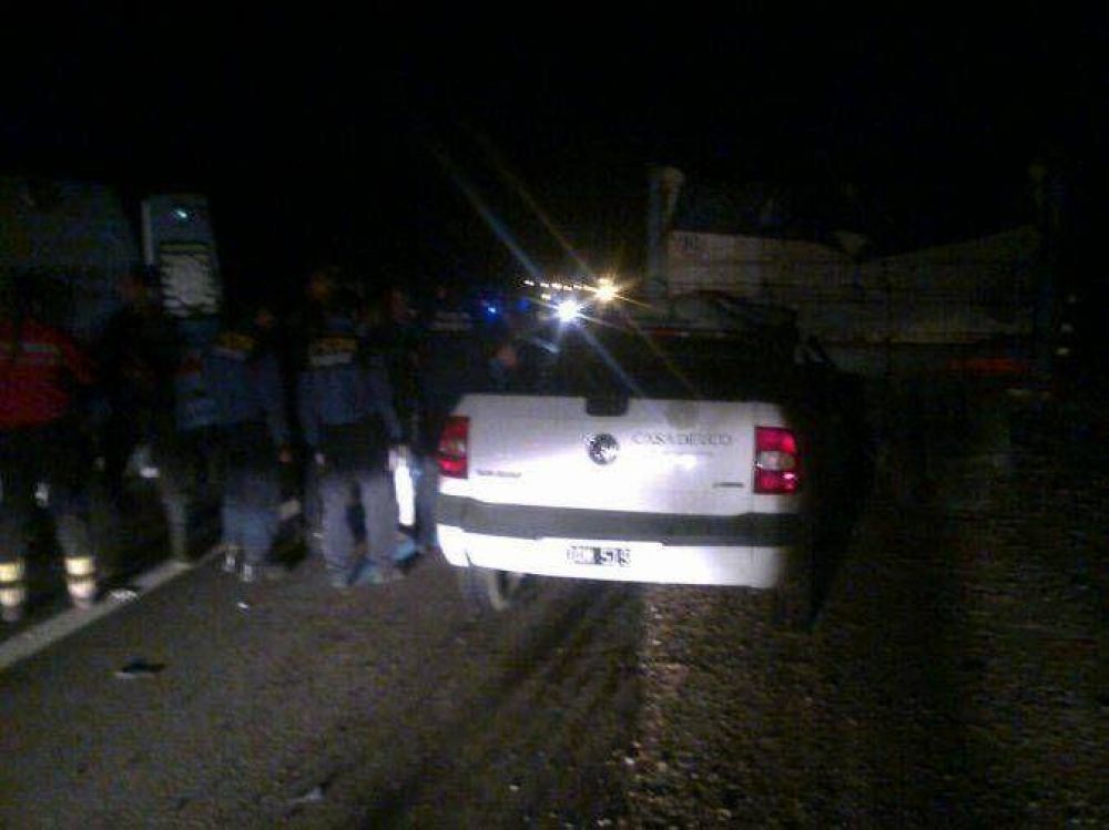 Una mujer muri� tras chocar su auto contra un cami�n en Tunuy�n