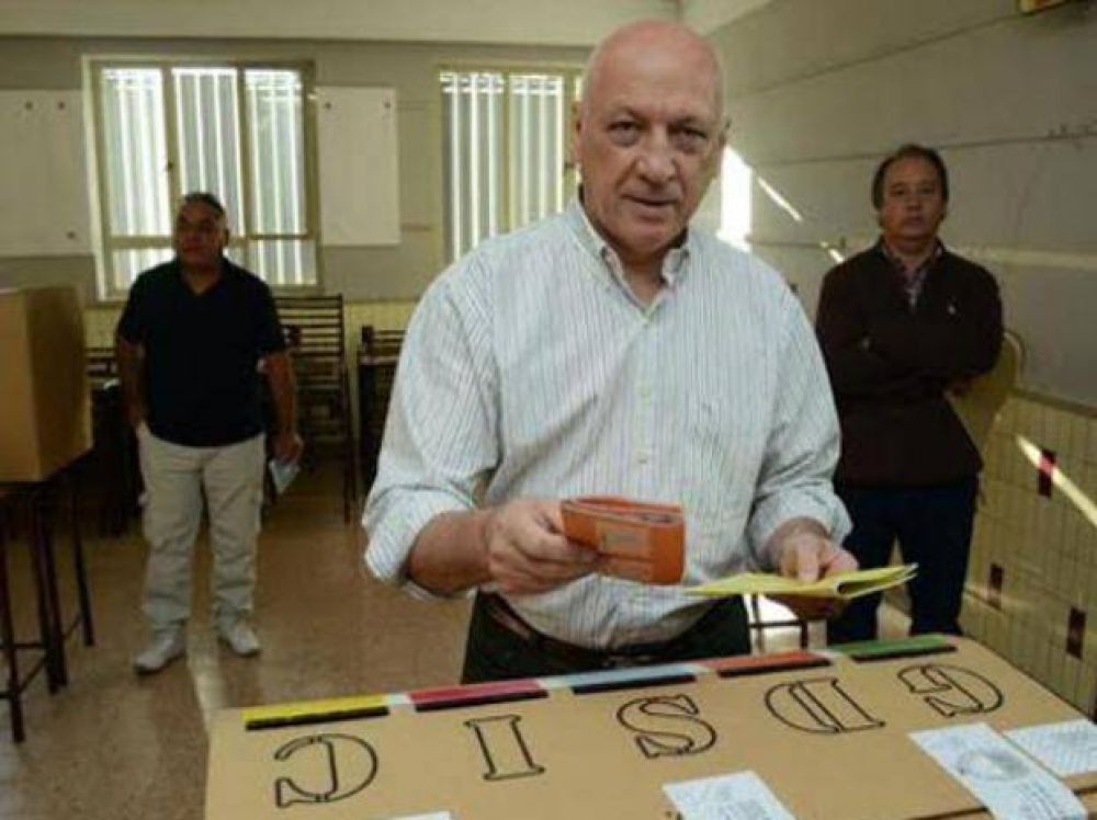 Bonfatti admiti� que todav�a restan m�s de 200 mil votos por contar