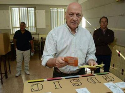 Bonfatti admiti� que todav�a restan m�s de 200 mil votos por contar