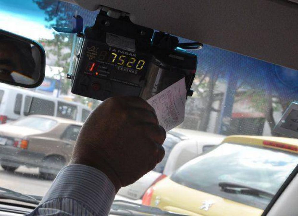Una asociacin de taxis pide aumentar la tarifa casi el 29%
