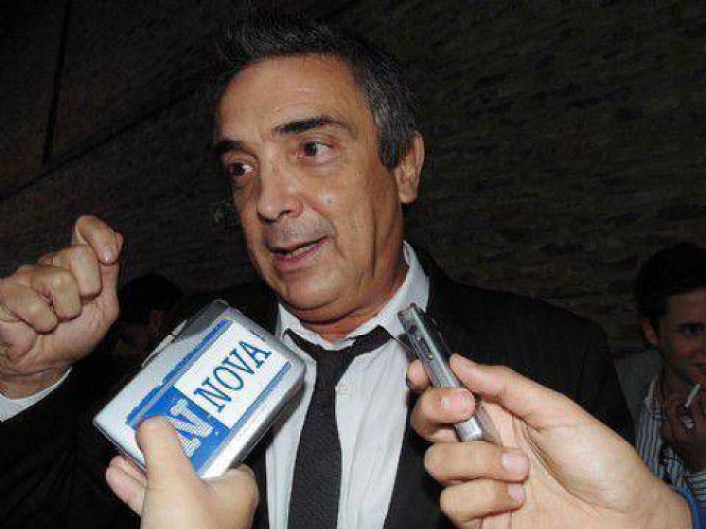 De la mano del radicalismo massista, desembarca Nito Artaza en La Plata