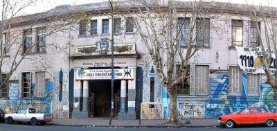 Estudiantes del colegio industrial Albert Thomas realizar�n tareas de mantenimiento en el Hospital Guti�rrez