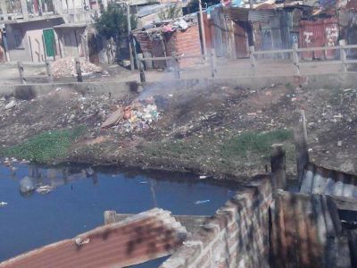 Ni�o en riesgo de vida por una quema