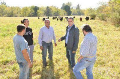 �Topo� Rodr�guez destaca el primer embarque de carne de feedlot a Europa