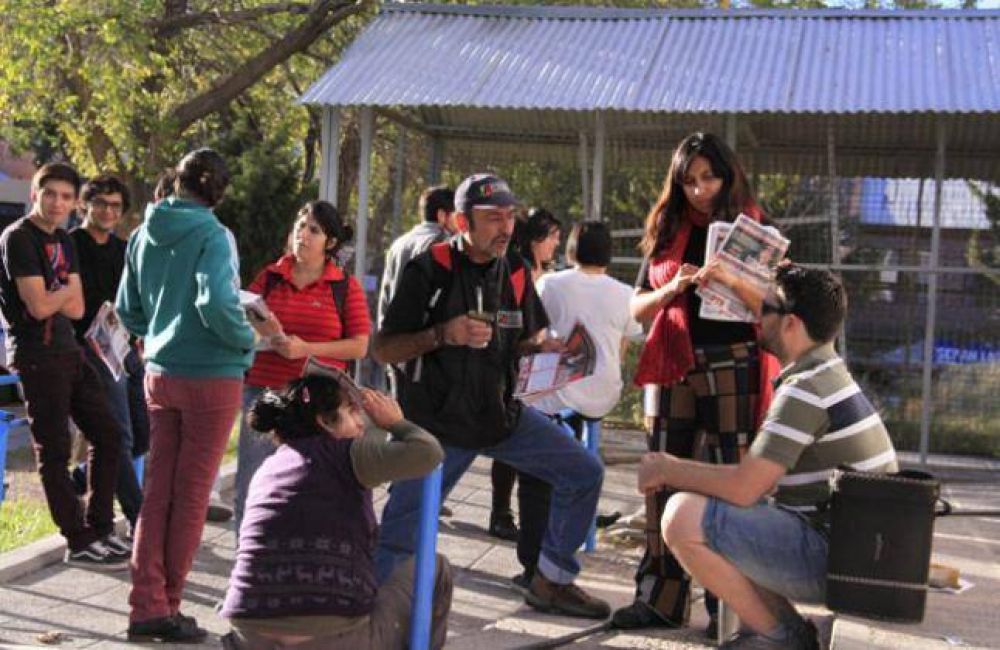 La izquierda ratifica su proyecto de boleto estudiantil gratuito