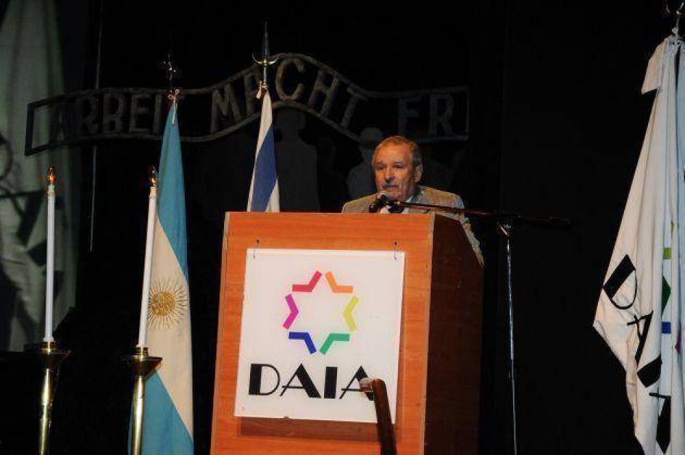 Discurso del presidente de la DAIA en el acto por Iom Hashoá