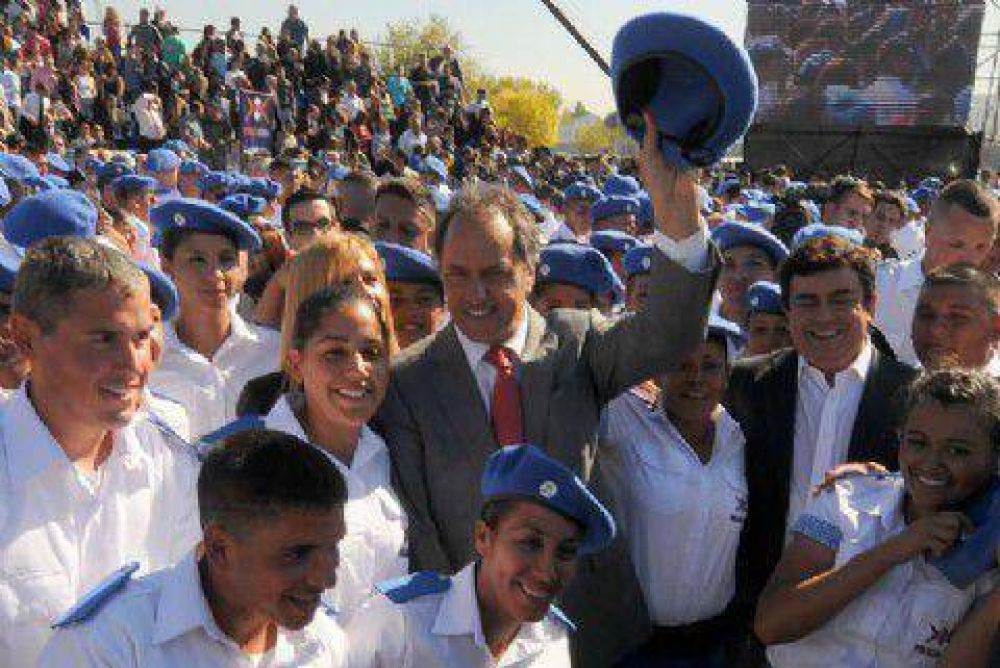 Scioli se mostr� con Espinoza y lo elogi� por 