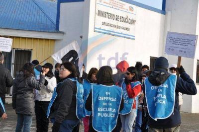 El SUTEF resolvi� un nuevo plan de lucha: Vuelve al paro la pr�xima semana