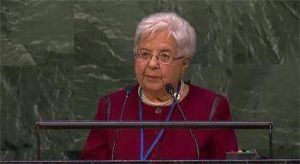 La presidenta de los Focolares pidió en la ONU “inventar la paz”