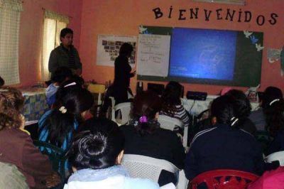 M�s de 20 escuelas bande�as trabajar�n con los programas de drogodependencia y alcoholismo