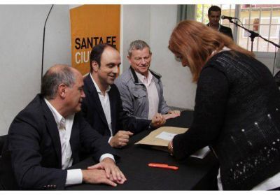 Ruta N� 1: tres ofertas para concretar el desag�e pluvial Las Moras