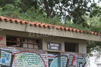 Faltan ba�os p�blicos en el casco hist�rico de la ciudad