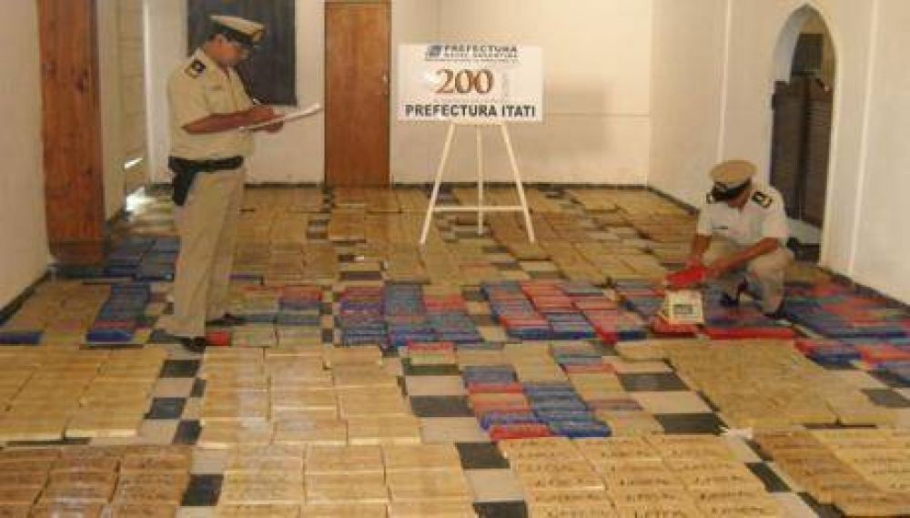 M�s droga en Corrientes: prefectura incaut� 1200 kilos de marihuana