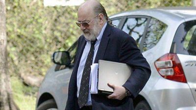 Otro intento por apartar a Bonadio del caso Hotesur: buscan que la investigaci�n pase a un juzgado de R�o Gallegos