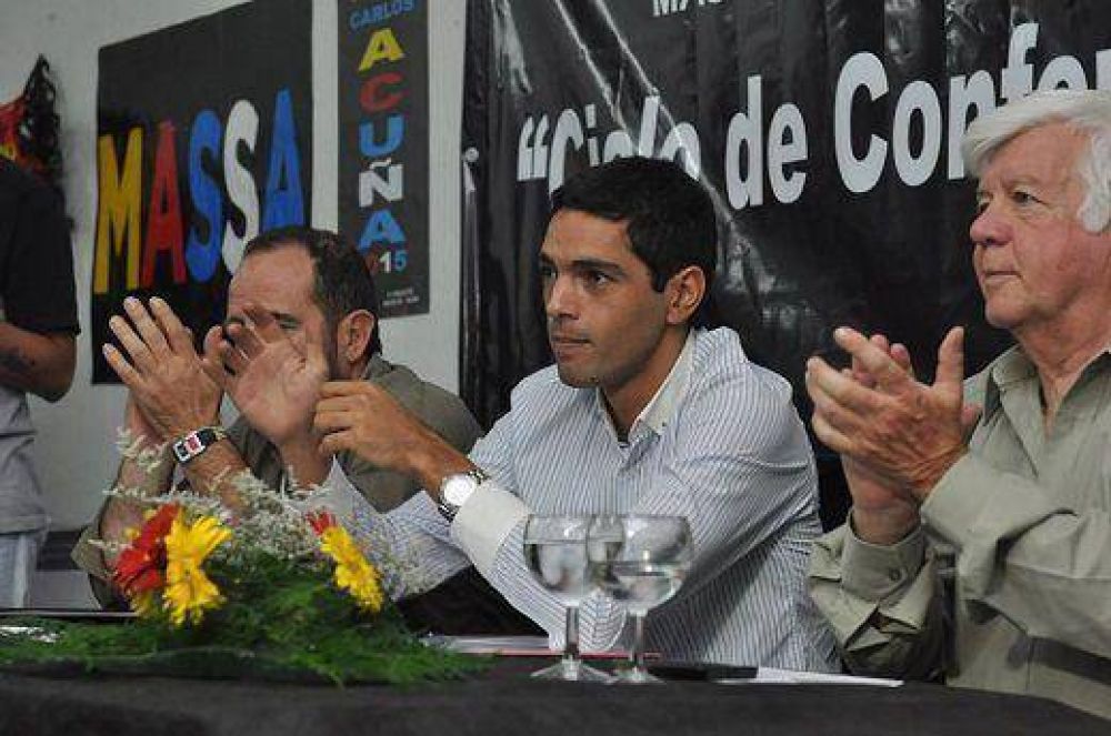 Carlos Acu�a: �Queremos generar mucho m�s trabajo en Ituzaing�