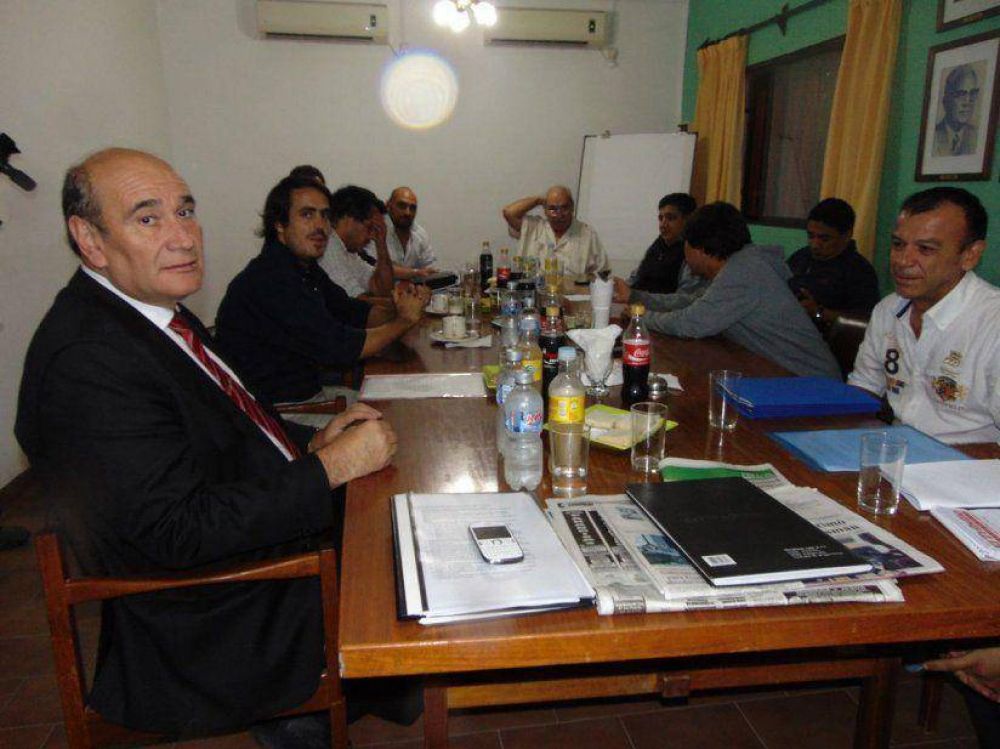 Legislador con ca�eros independientes