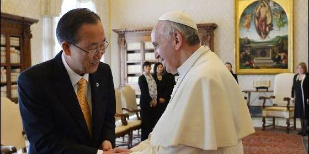 Ban Ki-moon y Bergoglio hablarán sobre la tragedia de los inmigrantes