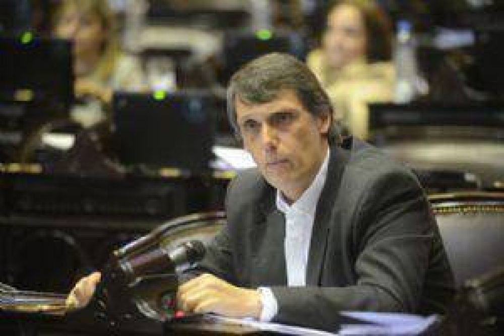 Pablo Kosiner fustig� a Juan Carlos Romero por sus denuncias contra el voto electr�nico en Salta