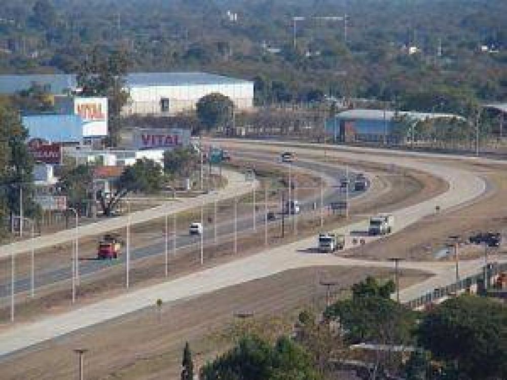 Autov�a Avellaneda: Vialidad Provincial apela a la responsabilidad de los conductores y detall� las obras