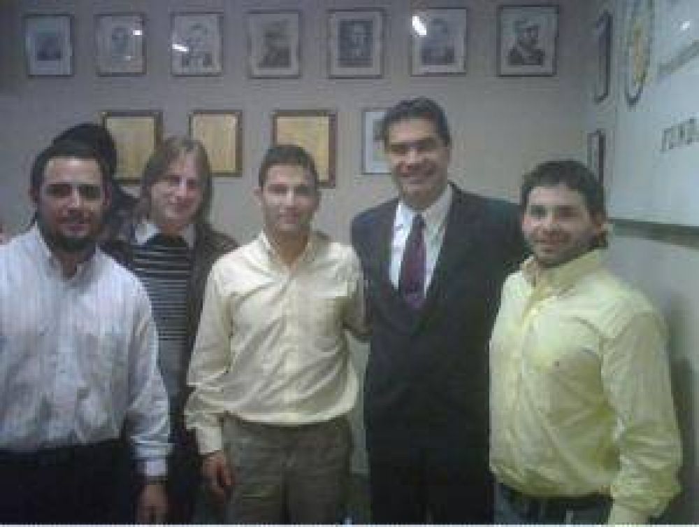 Se realiz� en S�enz Pe�a el lanzamiento del Instituto de J�venes Empresarios del Chaco