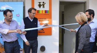 Katopodis inauguró espacio por los derechos del niño en José León Suárez