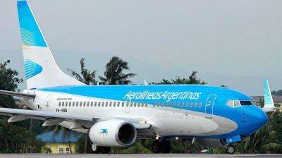S�lo un vuelo logr� aterrizar y despegar en la ciudad; el resto se cancel�