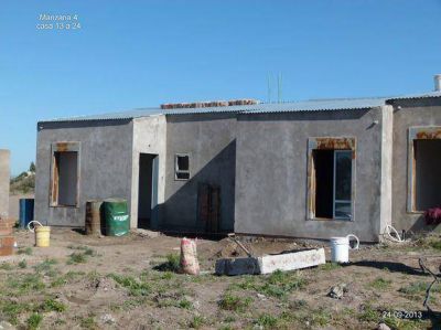 En junio podr�an entregar 130 casas del barrio de la UOM