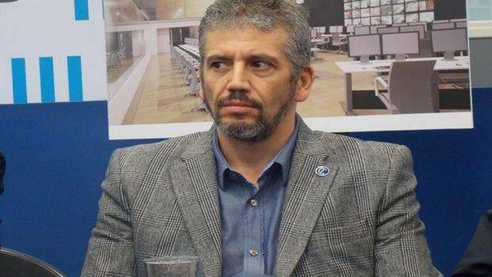 Cristaldi dio recomendaciones ante la presencia de ceniza pero aclar� que �no es t�xica�