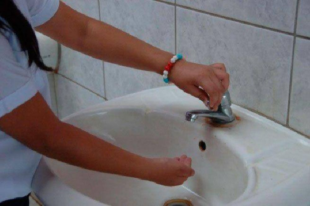 La comunidad podr� saber sobre la calidad del agua que consumen los chicos en las escuelas