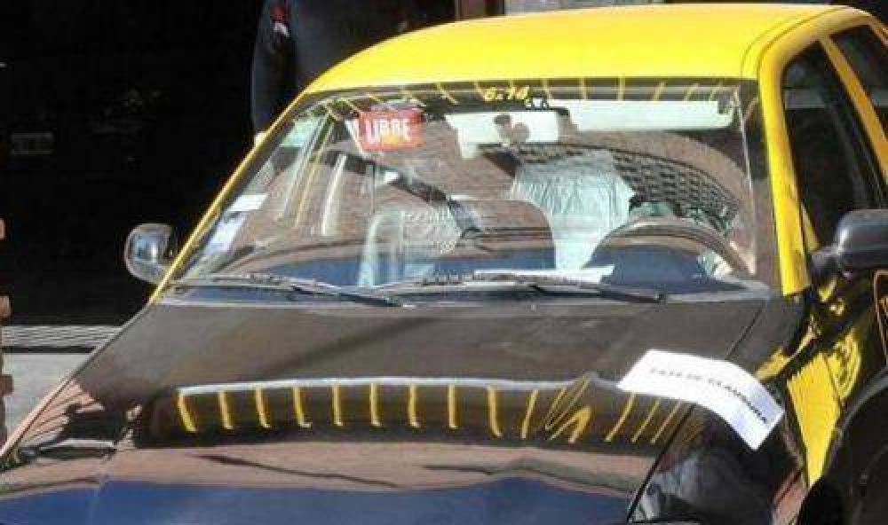 Pidieron la captura internacional para el taxista buscado de abuso sexual