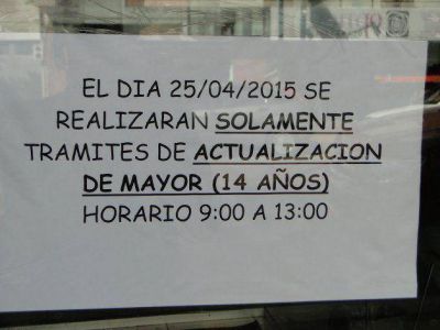 Pocos j�venes de 16 a�os renovaron el DNI en el Registro Civil