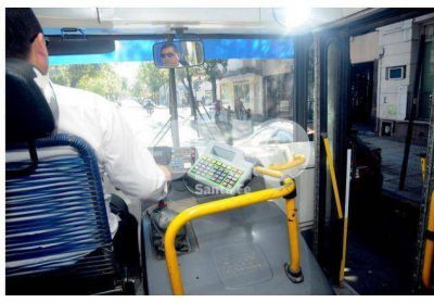 Ya adaptan colectivos para la Tarjeta Sube