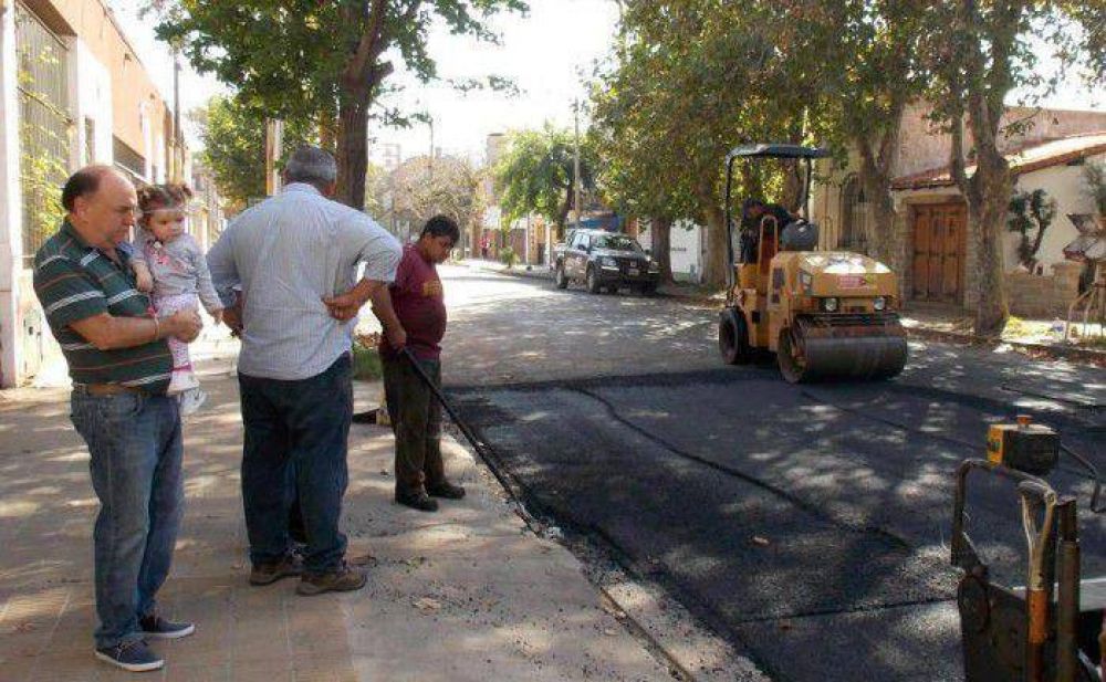 REPAVIMENTAN LA CALLE 55