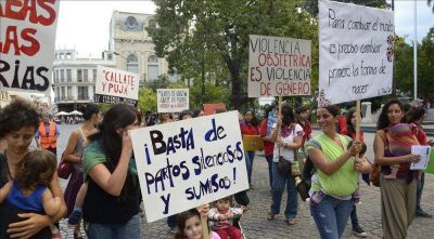 Ces�reas innecesarias: una forma de violencia obst�trica