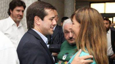 Los 7 precandidatos kirchneristas esperar�n juntos el resultado