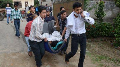 Asciende a m�s de 2.200 el n�mero de v�ctimas por el devastador terremoto en Nepal