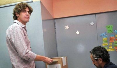 Lousteau llam� a 