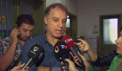 Vot� Ibarra escrachado por familiares de Croma��n