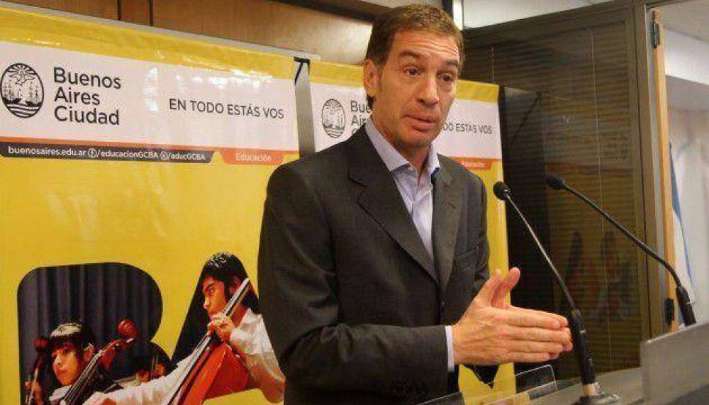 Santilli asegur� que la jornada de votaci�n �es tranquila�