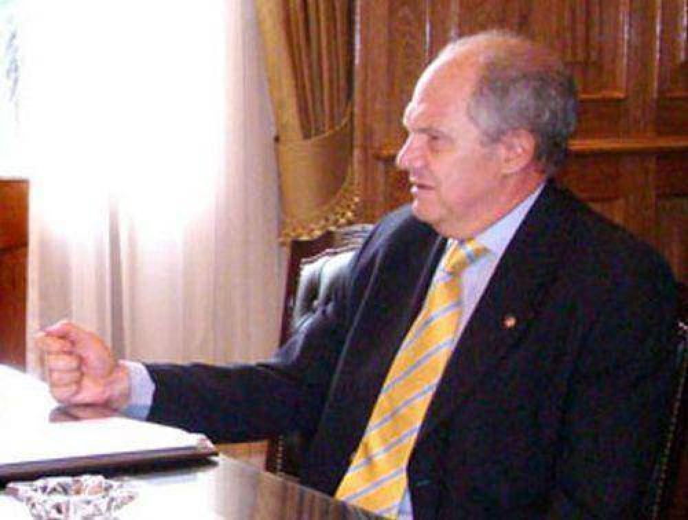 Mart�n S�nchez conforme con el proyecto de regal�as mineras 