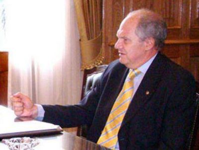 Mart�n S�nchez conforme con el proyecto de regal�as mineras 