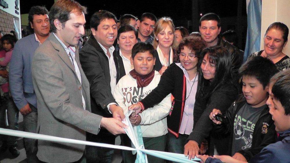 Inauguraron un sal�n comunitario