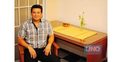 Laureano Larrosa: �La idea es lograr una escuela de autoconocimiento�
