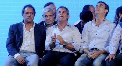 La intimidad de la derrota de Recalde, que intent� disfrazar de �triunfo�