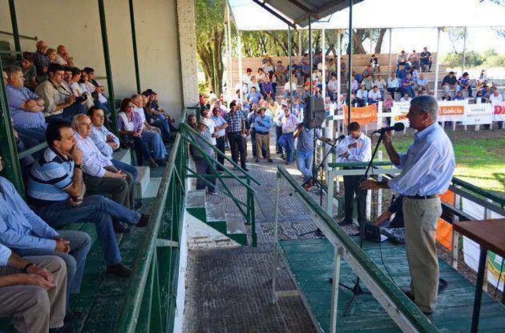 El vicegobernador particip� de la 26� edici�n de la Fiesta del Ternero