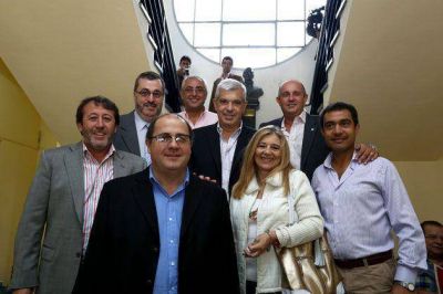 Julián Domínguez: “Vamos a hacer de Buenos Aires una provincia que lidere la industrialización de la producción”